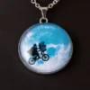 E.T. EL EXTRATERRESTRE: VOLANDO FRENTE A LA LUNA (COLLAR)