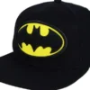 GORRA DE BEISBOL DC: BATMAN LOGO AMARILLO Y NEGRO CON BORDE NEGRO (COLOR NEGRO)