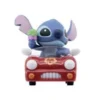 LILO & STITCH: STICH EN COCHE ROJO CON HELADO (VEHICULO DE CUERDA) [CAJA]