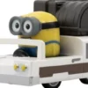 MINIONS: MINION IN TRAVEL CAR (VEHICULO DE CUERDA) [CAJA]